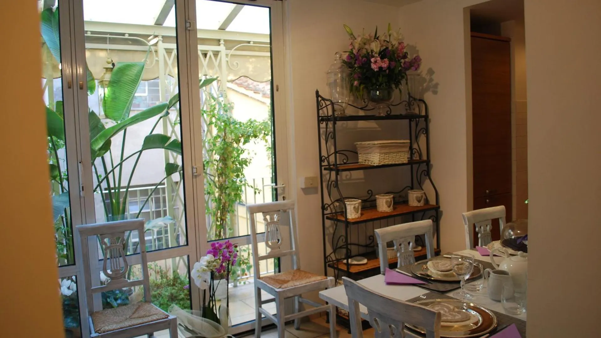 Luxury Navona Apartments By FlatinRom Italien